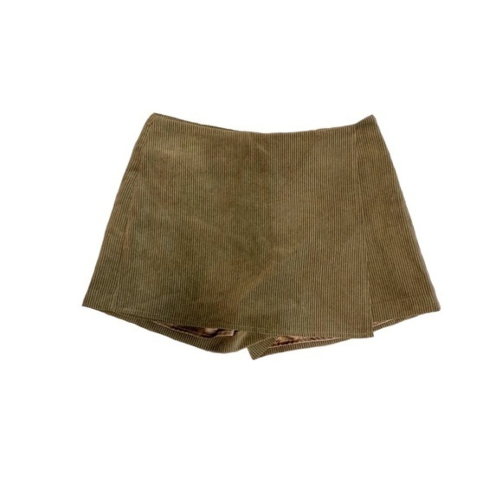 J.O.A Los Angeles olive green corduroy mini skort size medium